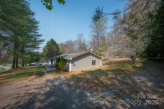 163 Woodland Drive, Columbus, NC 28722