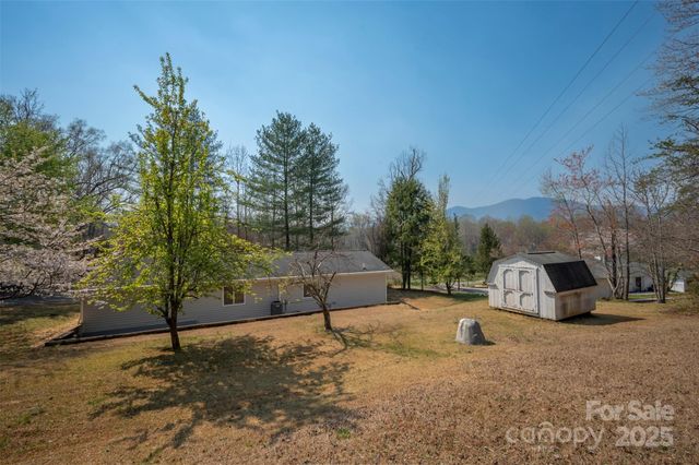 163 Woodland Drive, Columbus, NC 28722