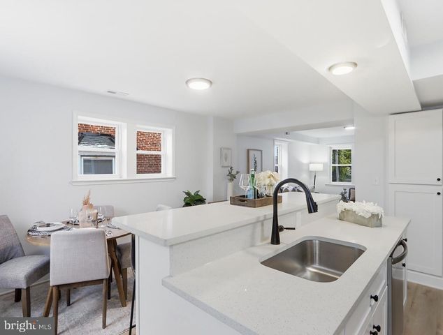 932 E 41ST ST, Baltimore, MD 21218