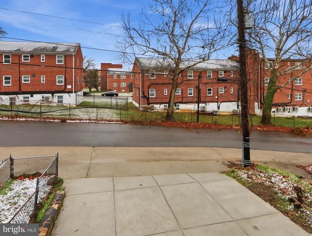 932 E 41ST ST, Baltimore, MD 21218