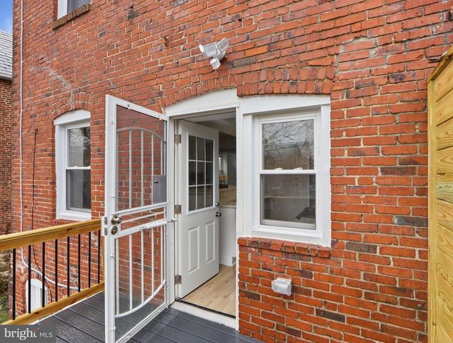 932 E 41ST ST, Baltimore, MD 21218