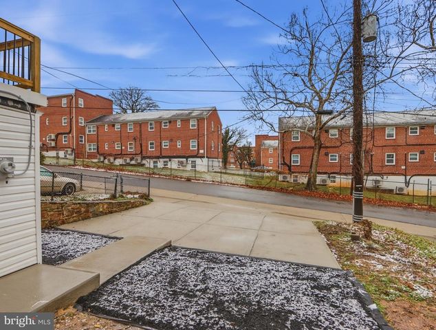 932 E 41ST ST, Baltimore, MD 21218