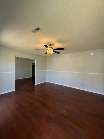 102 Wessex Drive, Goose Creek, SC 29445