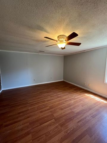 102 Wessex Drive, Goose Creek, SC 29445