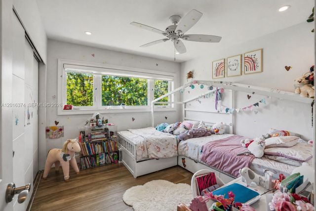 7830 SW 53rd Pl, Miami, FL 33143