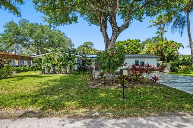 7830 SW 53rd Pl, Miami, FL 33143