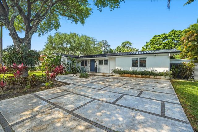 7830 SW 53rd Pl, Miami, FL 33143
