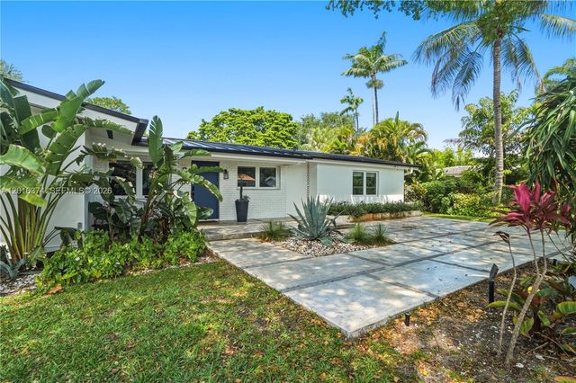 7830 SW 53rd Pl, Miami, FL 33143
