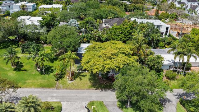7830 SW 53rd Pl, Miami, FL 33143