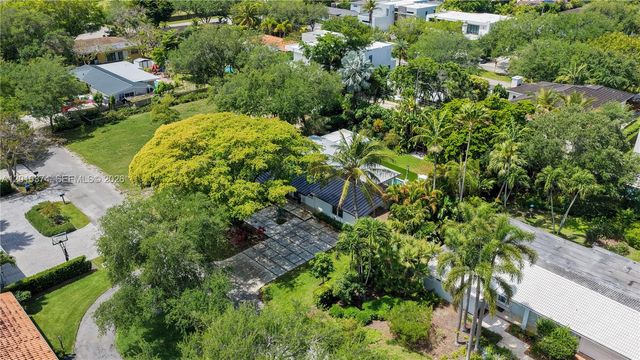 7830 SW 53rd Pl, Miami, FL 33143