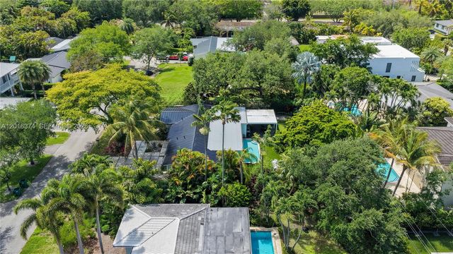7830 SW 53rd Pl, Miami, FL 33143