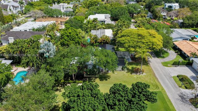 7830 SW 53rd Pl, Miami, FL 33143