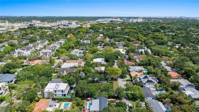 7830 SW 53rd Pl, Miami, FL 33143