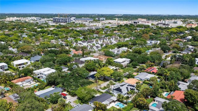 7830 SW 53rd Pl, Miami, FL 33143