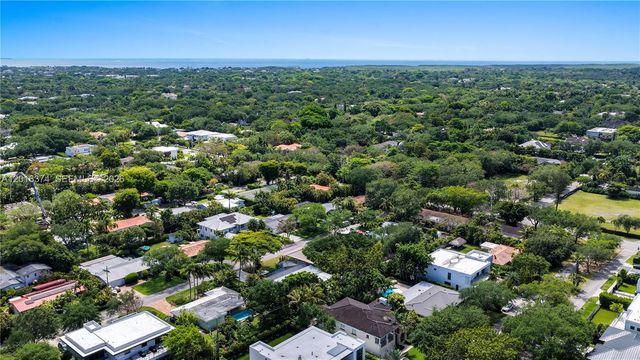 7830 SW 53rd Pl, Miami, FL 33143