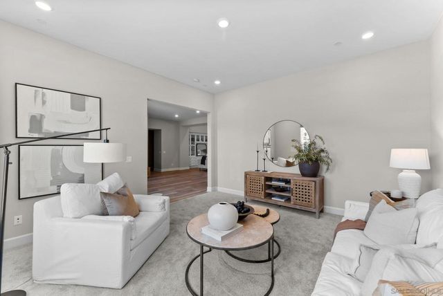 2935 Side Saddle Ln, Escondido, CA 92029