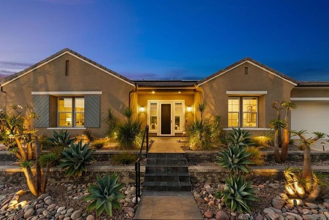 2935 Side Saddle Ln, Escondido, CA 92029