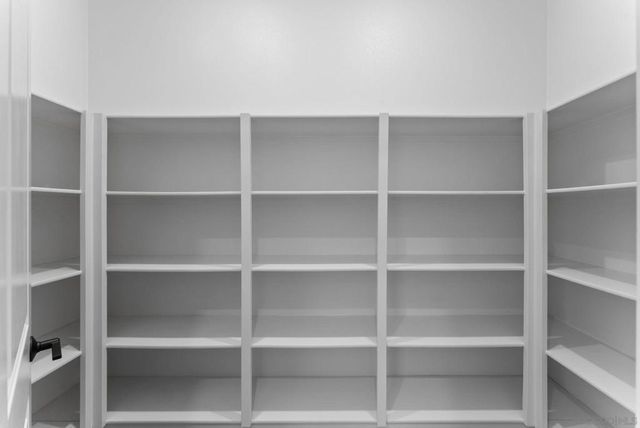 2935 Side Saddle Ln, Escondido, CA 92029