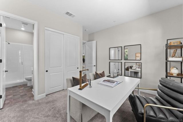 2935 Side Saddle Ln, Escondido, CA 92029