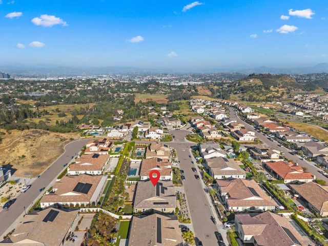 2935 Side Saddle Ln, Escondido, CA 92029