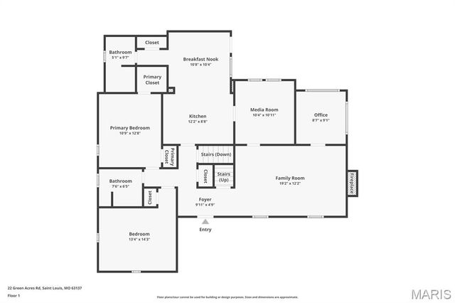 22 Green Acres Road, Bellefontaine Nghbrs, MO 63137