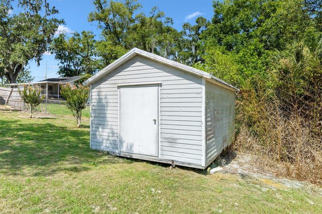 2000 SOUTH STREET, Leesburg, FL 34748