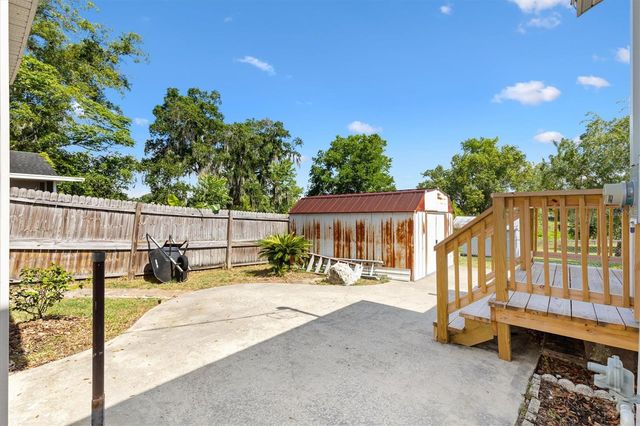 2000 SOUTH STREET, Leesburg, FL 34748