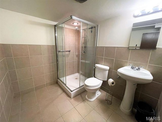 602 BOENECKE Court, Bella Villa, MO 63125