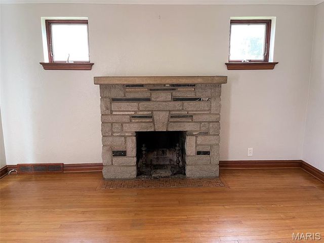 602 BOENECKE Court, Bella Villa, MO 63125