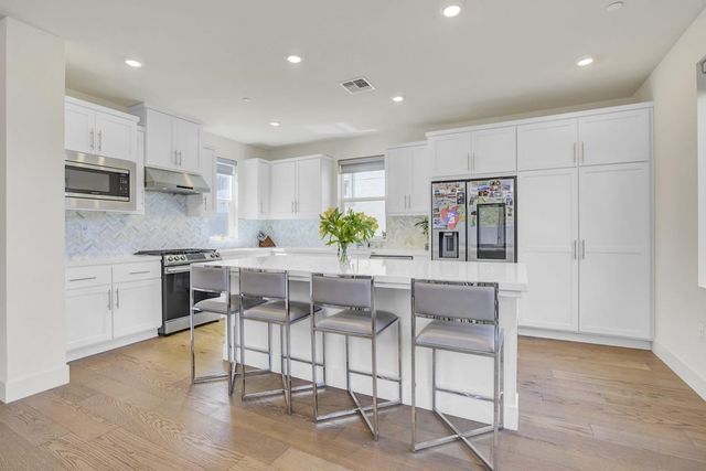 6123 Sandpiper Road, Dublin, CA 94568