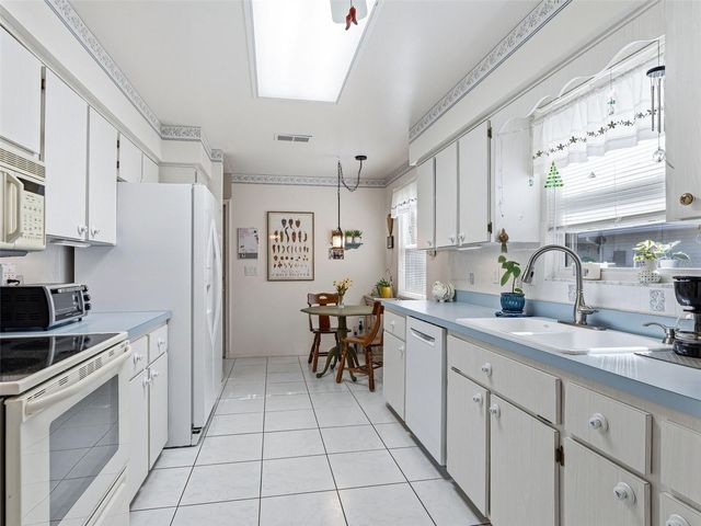2107 GREENLAW COURT, Leesburg, FL 34788