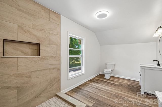 616 14th Street SW, Hickory, NC 28602