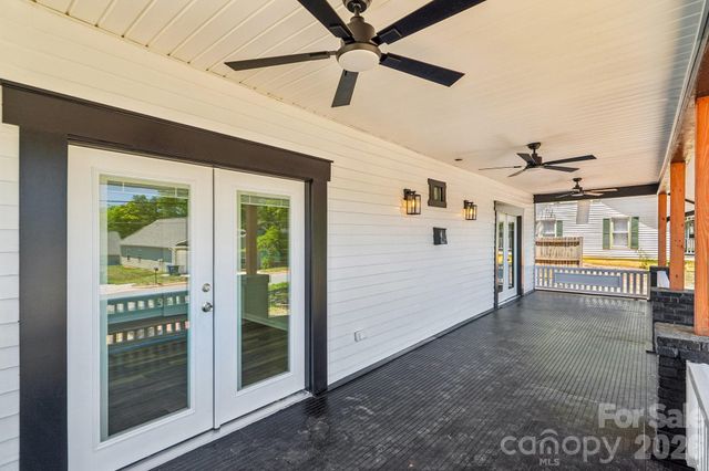 616 14th Street SW, Hickory, NC 28602