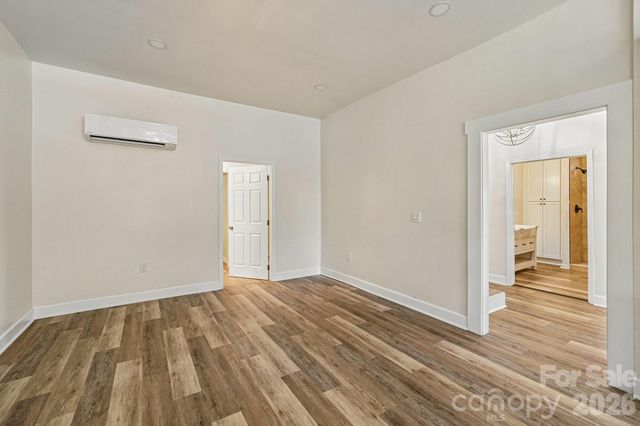 616 14th Street SW, Hickory, NC 28602