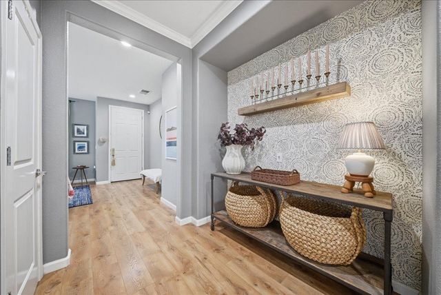 1904 Glenmark Way, Roseville, CA 95747