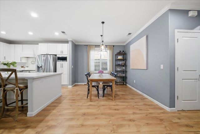 1904 Glenmark Way, Roseville, CA 95747