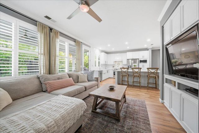 1904 Glenmark Way, Roseville, CA 95747