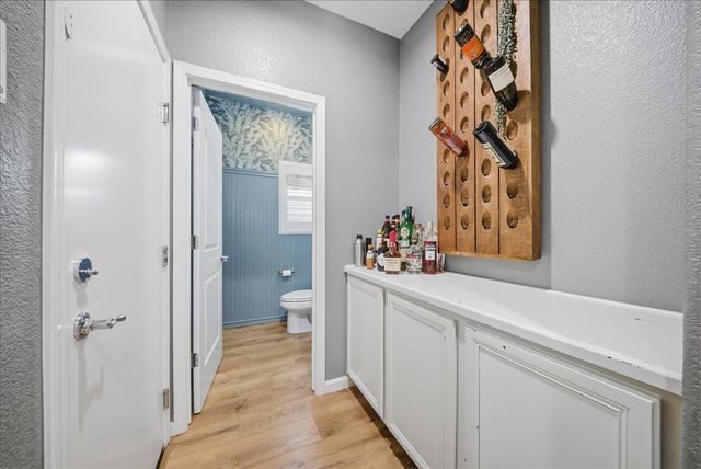 1904 Glenmark Way, Roseville, CA 95747