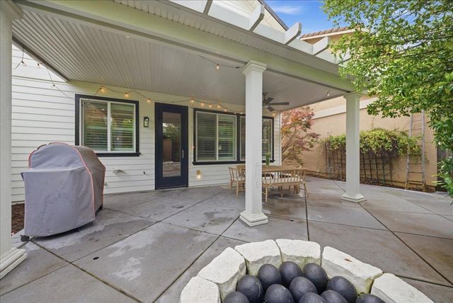 1904 Glenmark Way, Roseville, CA 95747