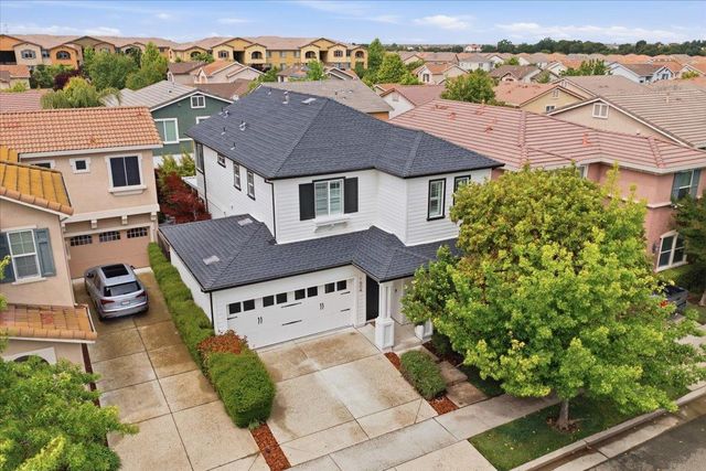 1904 Glenmark Way, Roseville, CA 95747