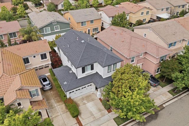 1904 Glenmark Way, Roseville, CA 95747