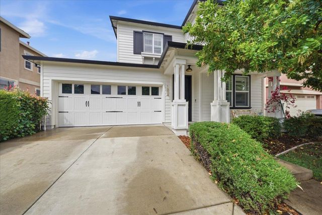 1904 Glenmark Way, Roseville, CA 95747