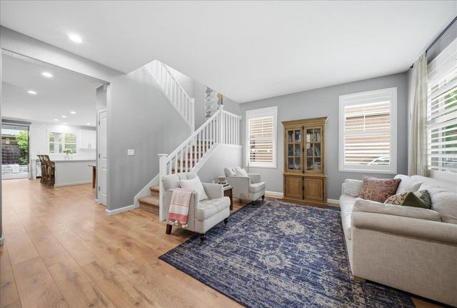 1904 Glenmark Way, Roseville, CA 95747