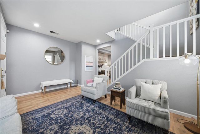 1904 Glenmark Way, Roseville, CA 95747