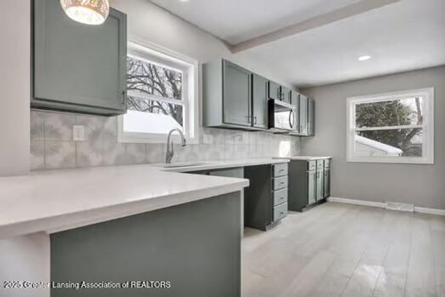 1942 Walnut Street, Holt, MI 48842