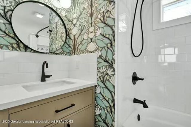 1942 Walnut Street, Holt, MI 48842