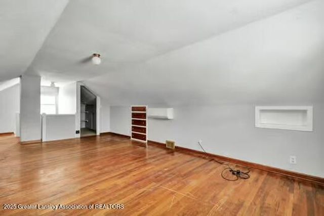 1942 Walnut Street, Holt, MI 48842