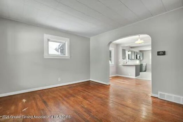 1942 Walnut Street, Holt, MI 48842