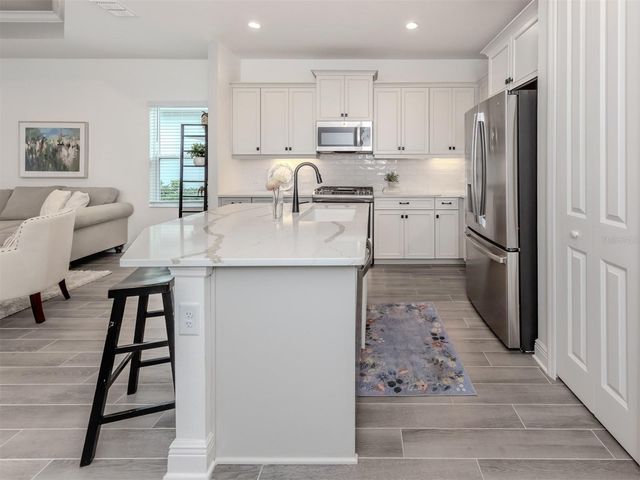 18002 FRANKLIN PARK COURT, Venice, FL 34293