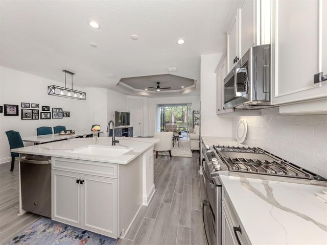 18002 FRANKLIN PARK COURT, Venice, FL 34293